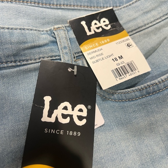 Lee Blue Jean Shorts Relaxed Fit - Picture 3 of 5